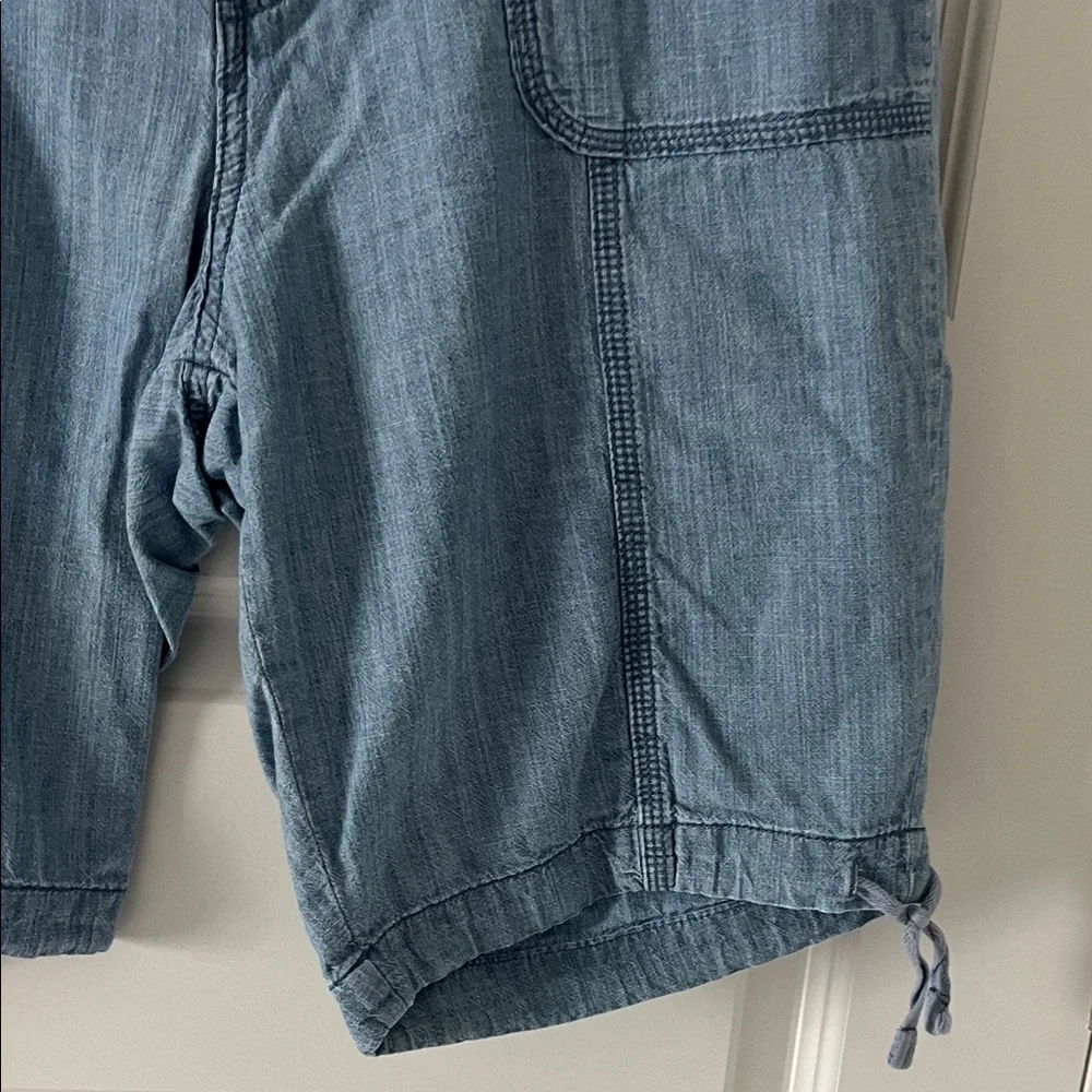 St. John's Bay Light Wash Cargo Denim Shorts - Picture 5 of 11